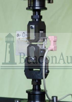 測試樣品裂紋擴(kuò)展的夾具