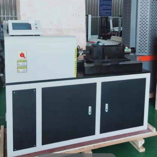 1709275958430981.png 4金屬高溫旋轉(zhuǎn)彎曲疲勞試驗機(jī)1.png